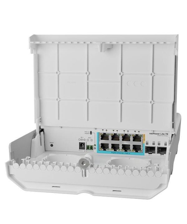 NET ROUTER 8PORT 1000M/CSS610-1GI-7R-2S+OUT MIKROTIK